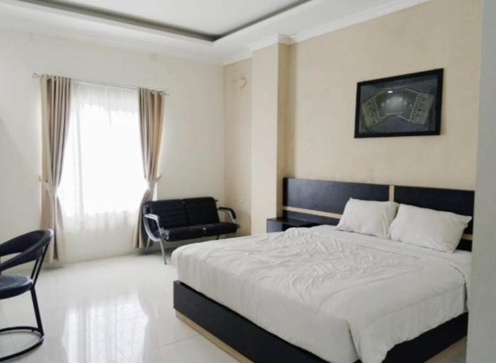 Khariz Hotel บูกิตติงกี ภายนอก รูปภาพ