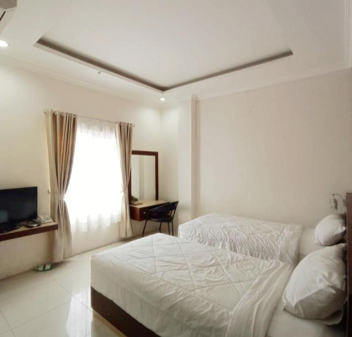 Khariz Hotel บูกิตติงกี ภายนอก รูปภาพ